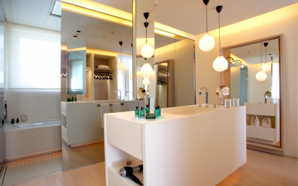 diseño baños Hotel Abac Barcelona, tono bagno