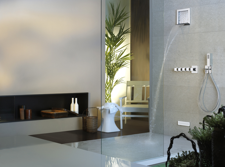 Tono Bagno, duchas gessi