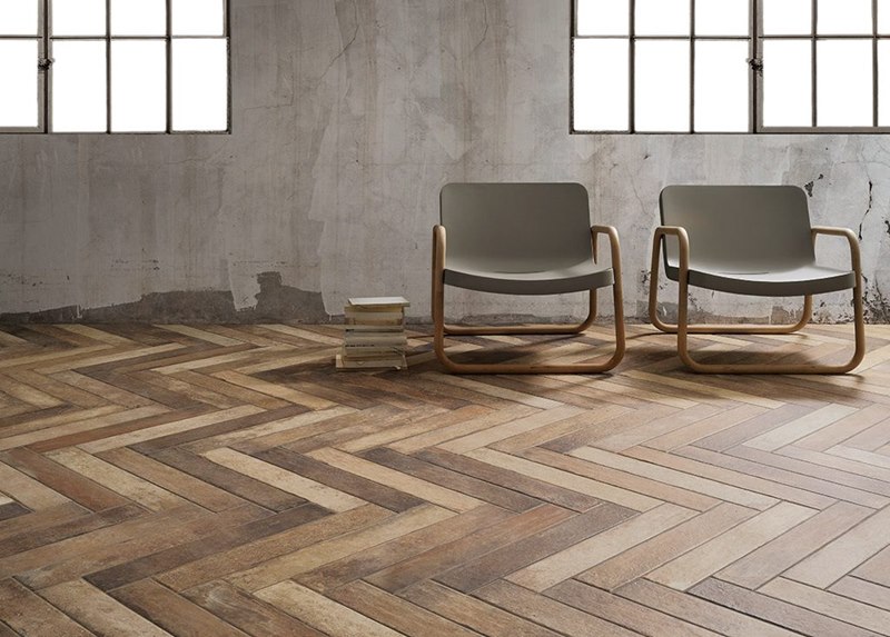 pavimento en gres, Ceramica Coem serie Brick Lane Cemento, Tono Bagno Barcelona