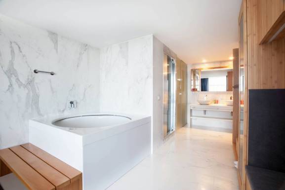 banos-hotel-talamanca-ibiza_