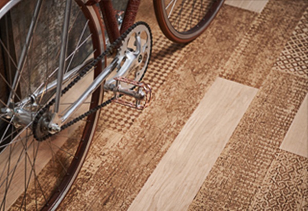 inkiostro-bianco-parquet madera