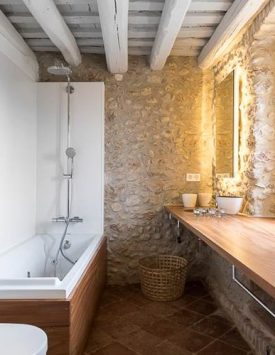 Baños-rusticos-casa-pueblo-Tono-Bagno